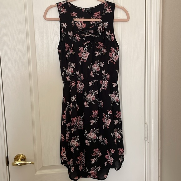 Rue 21 Size Small Floral Dress - Picture 5 of 5